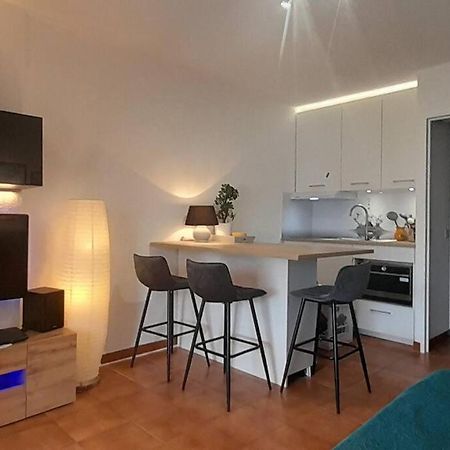 Studio 4 Pers Coeur Du Lavandou 5Mn A Pied Des Plages 르 라방두 외부 사진