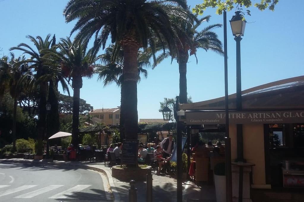 Studio 4 Pers Coeur Du Lavandou 5Mn A Pied Des Plages 르 라방두 외부 사진